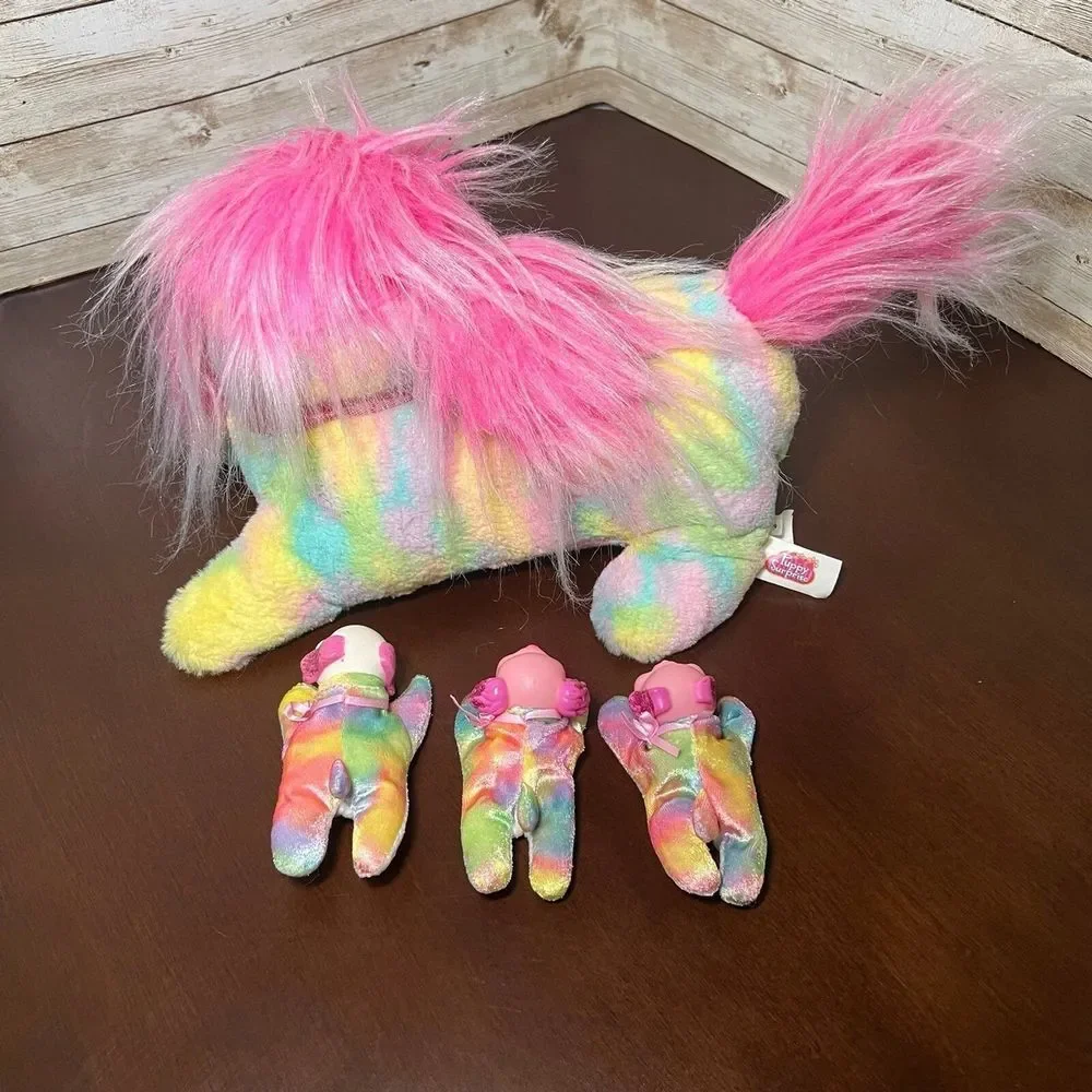 Puppy Surprise 2016 Plush Mom Dog Taffy and 3 Babies Baby Rainbow‎ Stuffed